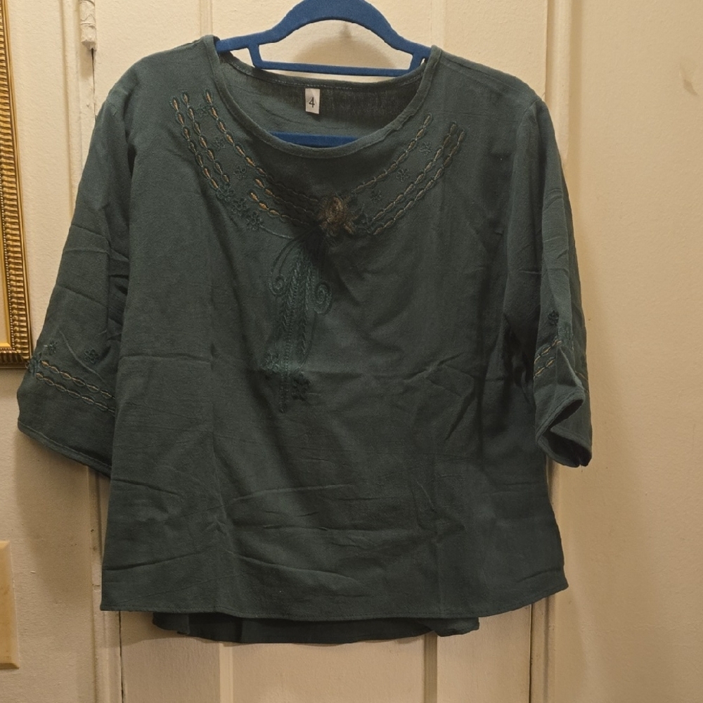 Source Unknown Green Embellished Boxy Crop Top
